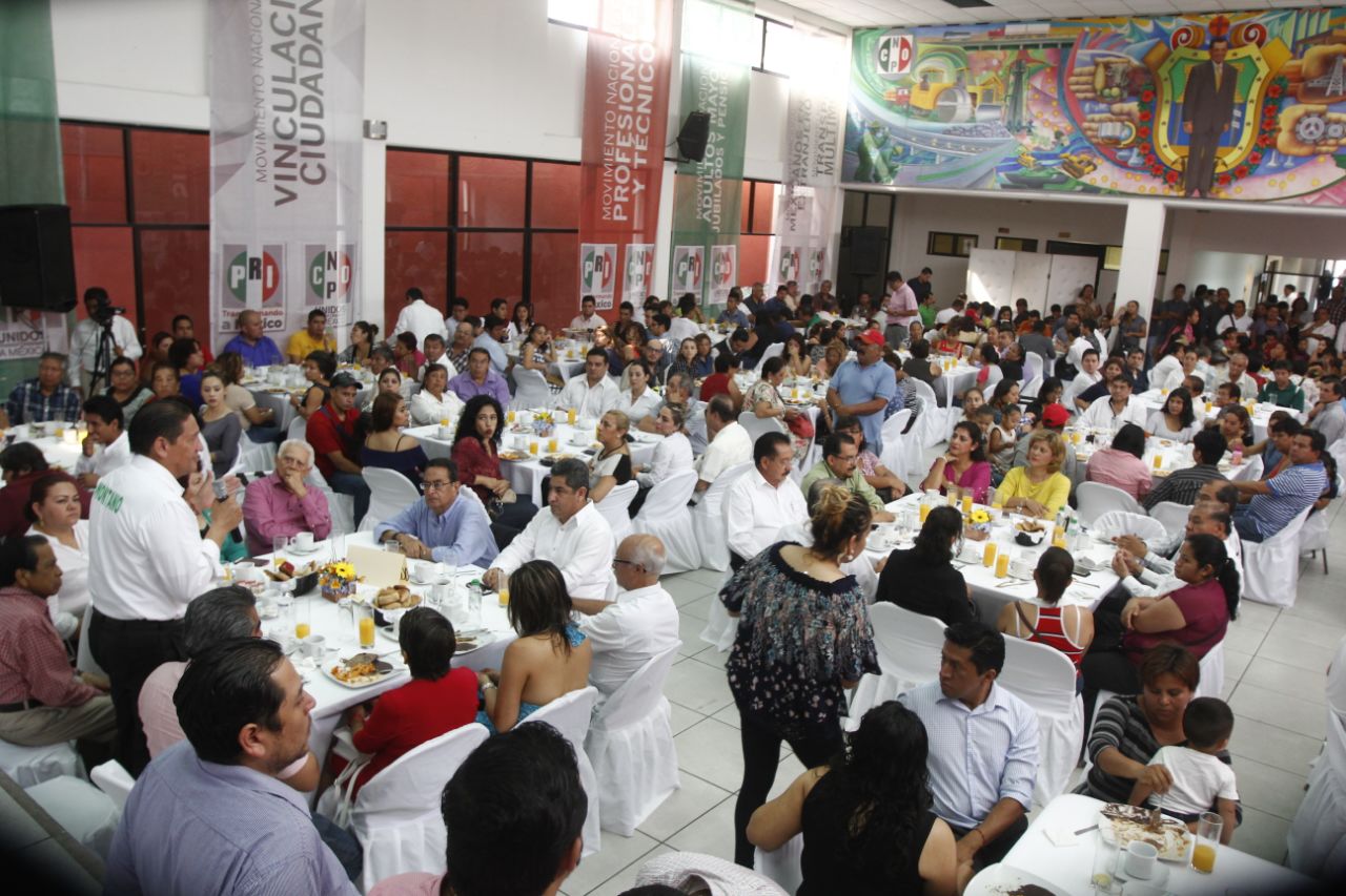 Vamos a devolver a Xalapa sus valores: Alejandro Montano