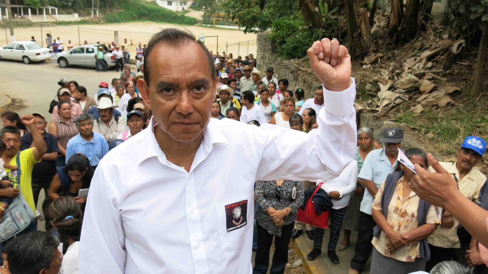 Tendremos escuelas dignas y se acabará el cobro de cuotas de inscripción en Xalapa: Antonio Luna
