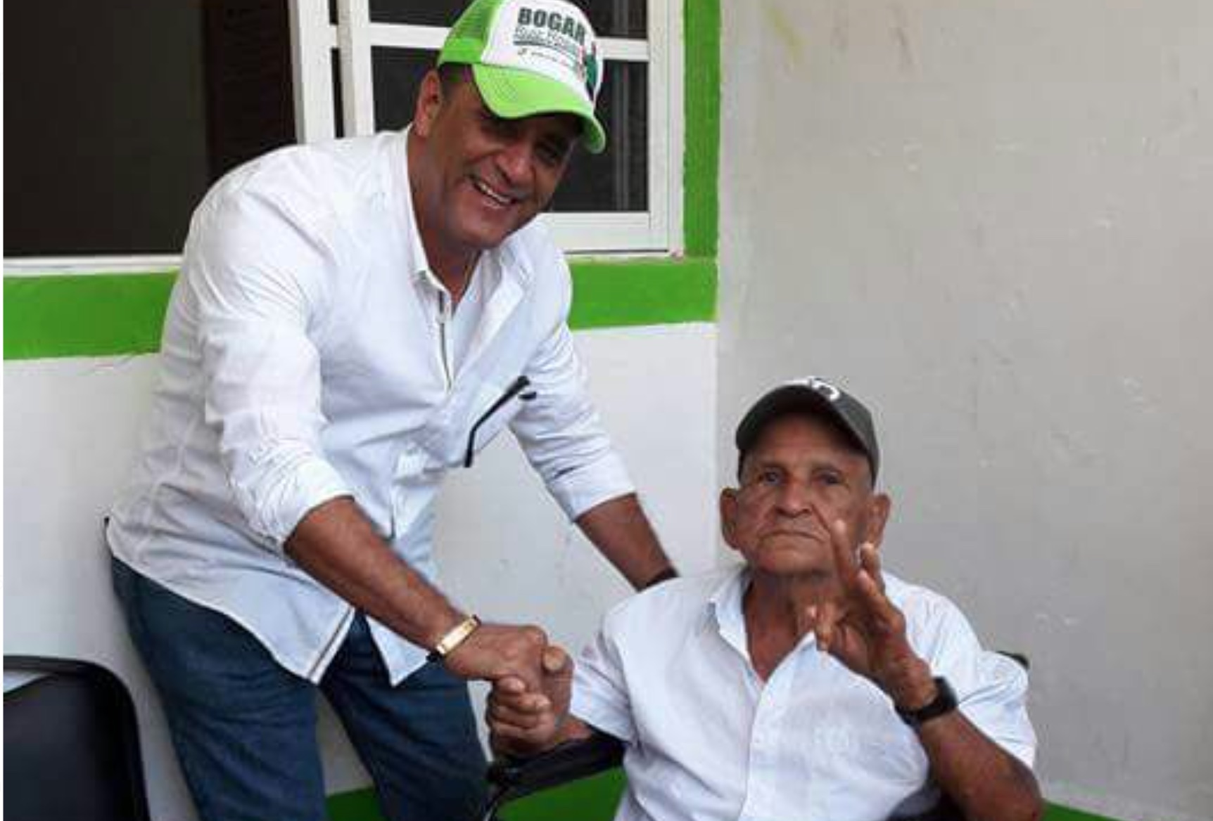 Bogar Ruiz, candidato del PVEM a la alcaldía de Alvarado, continúa recorriendo congregaciones