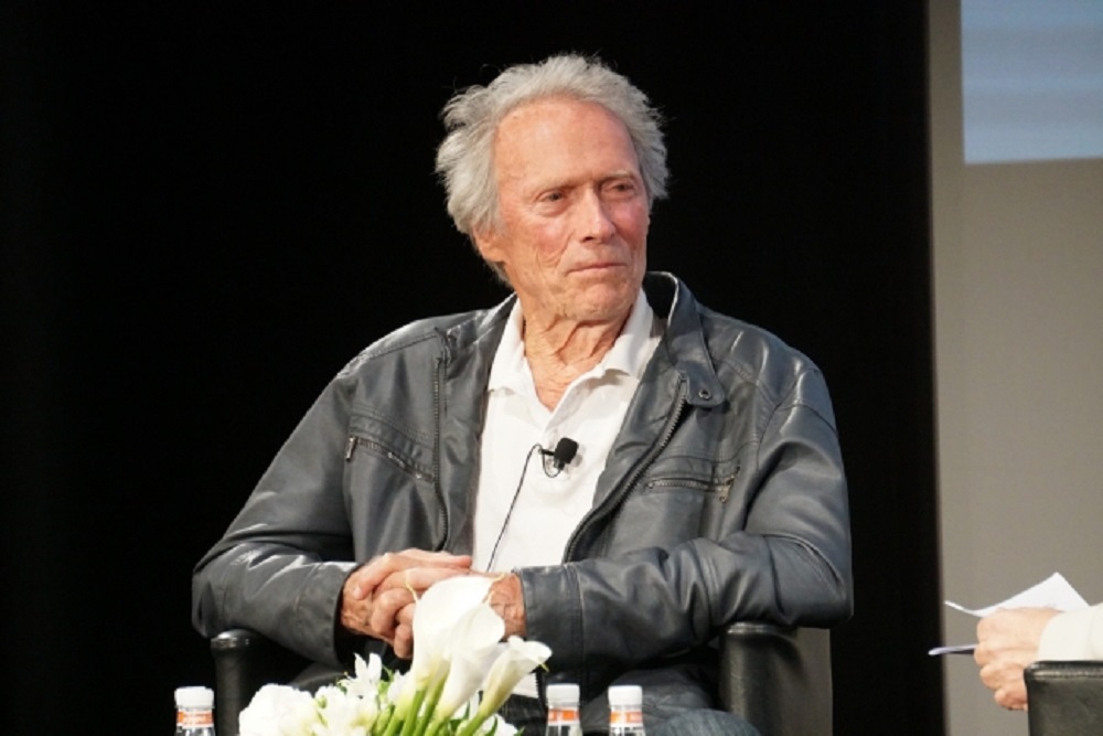 Clint Eastwood prepara película sobre atentado en Francia