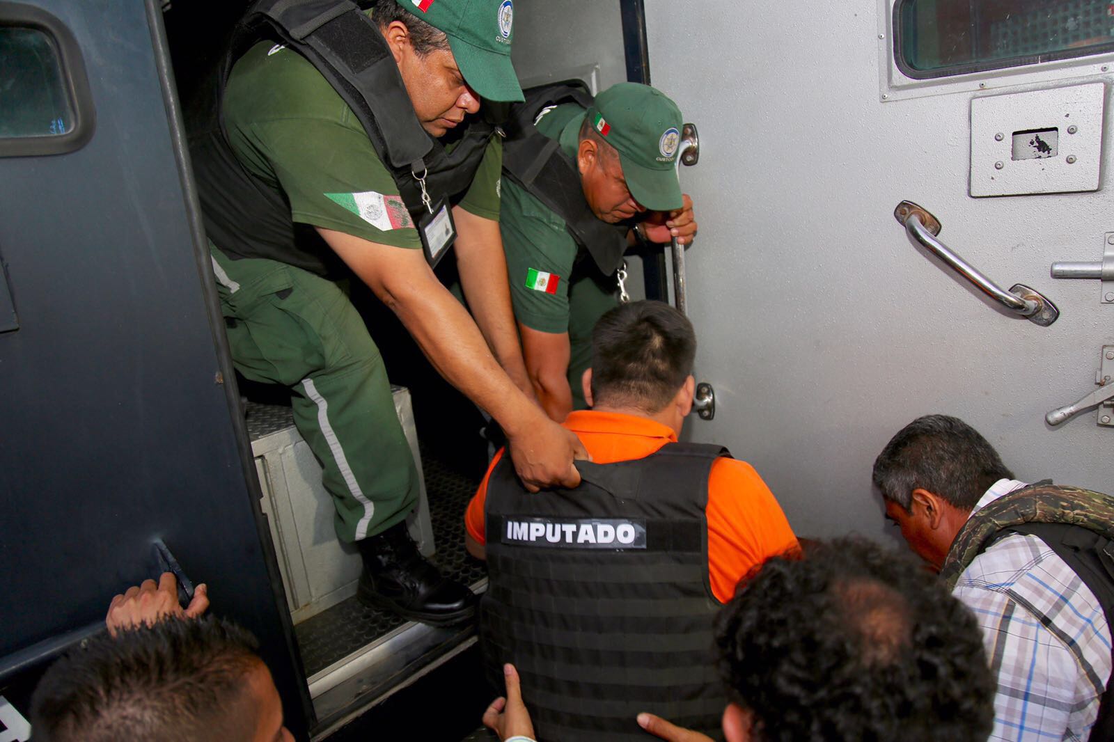 Ejecuta FGE orden de aprehensión contra ex Comisario General de SSP por secuestro agravado