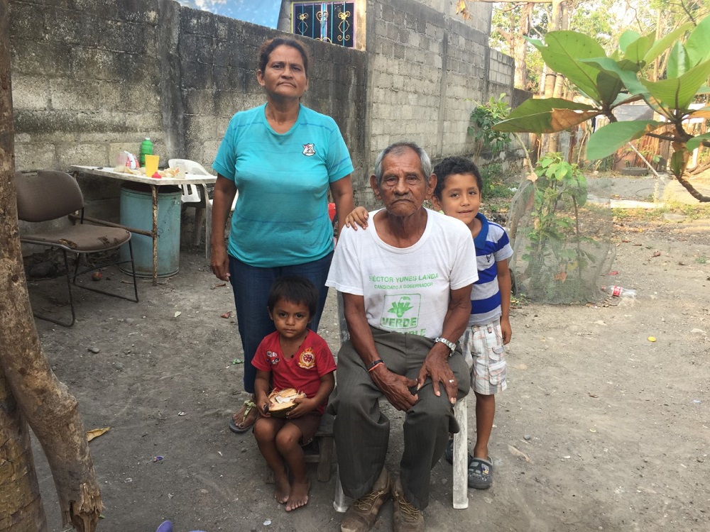 Familia de Tierra Blanca de escasos recursos pide ayuda para operaciones