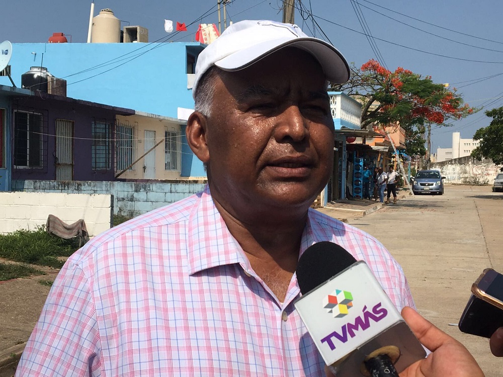 Falta de ingresos impide a taxistas de Coatzacoalcos realizar trámite de reordenamiento