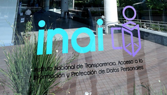 INAI capacita a servidores públicos en materia de organización de archivos