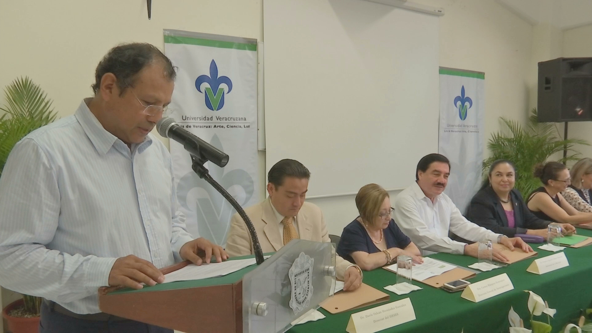 Investigadores analizan problemáticas y beneficios del café en Veracruz
