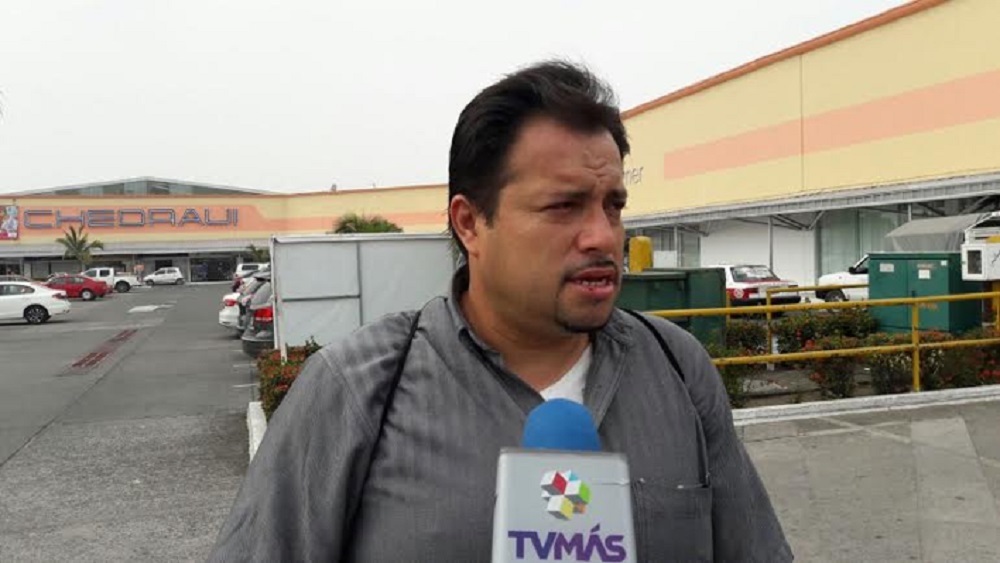 Roban automóvil en centro comercial de Veracruz