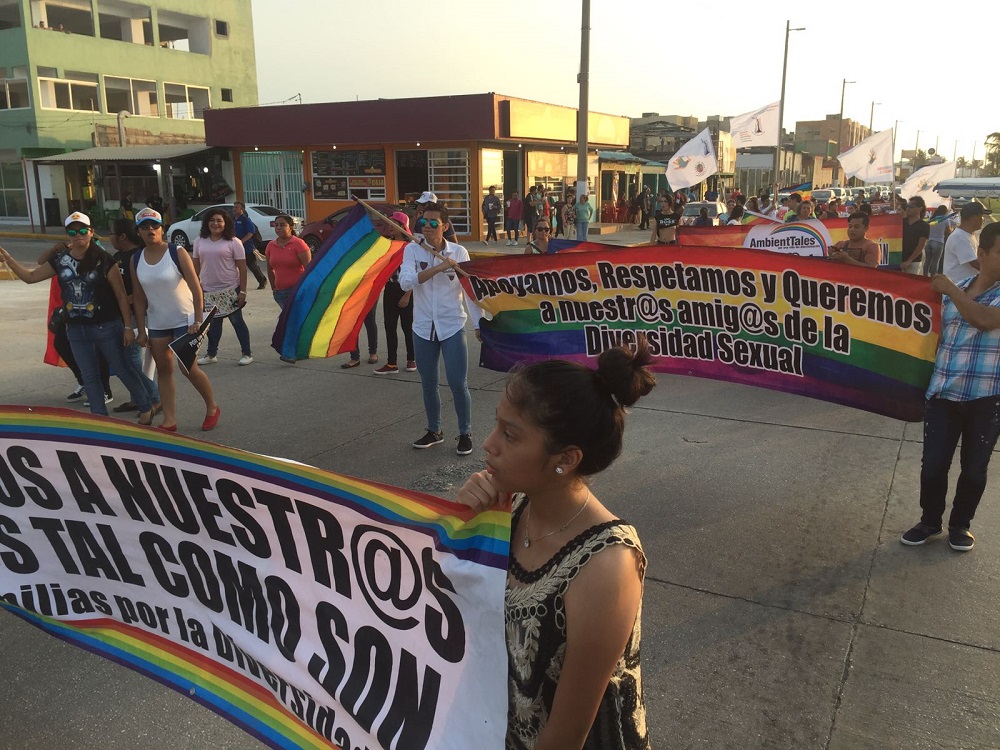 Más de 20 parejas de Coatzacoalcos se han unido en matrimonio igualitario, pero en otros estados de país