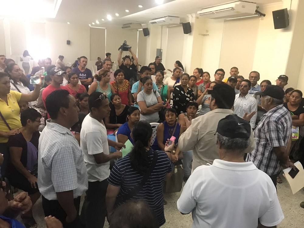 Protestan vecinos por falta de pago de aseguradora del Túnel Sumergido