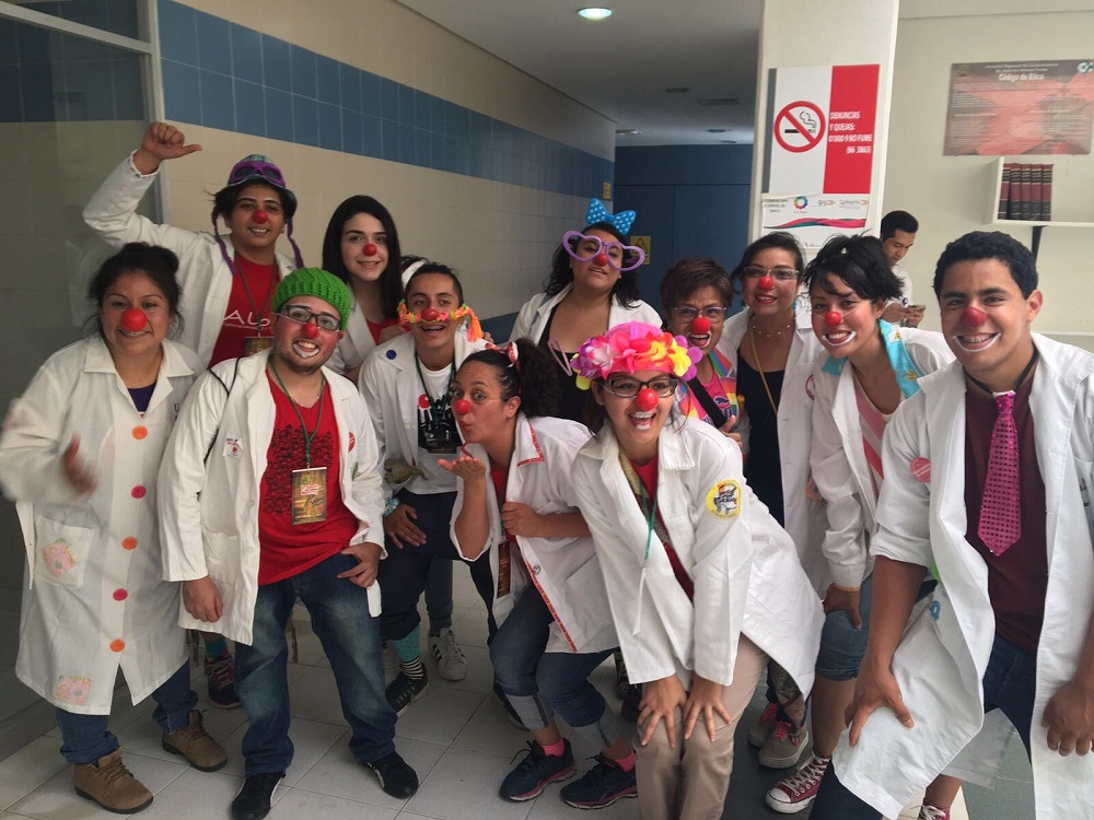 Asociación civil “Risaterapia” capacita a médicos de Coatzacoalcos