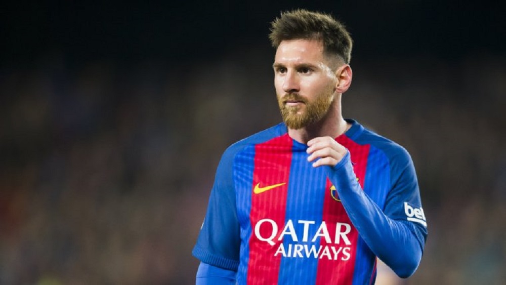 Lionel Messi sin firmar con Barcelona