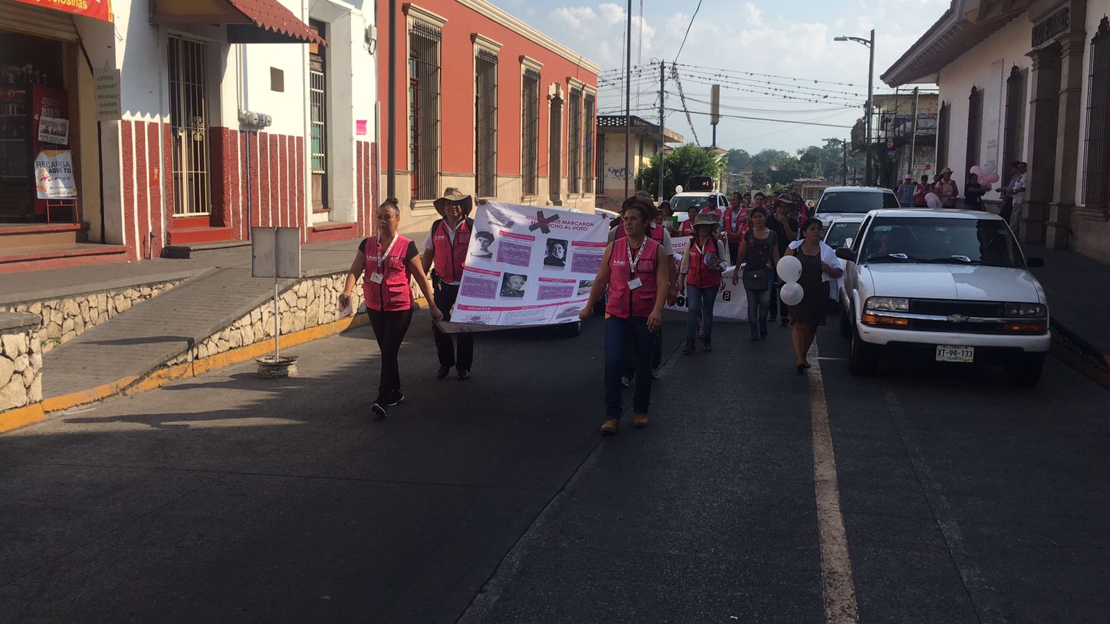 Marchan INE y el OPLE para promover el voto en Córdoba