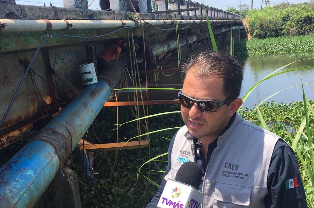 Caev en Coatzacoalcos continúa trabajos de reparación de línea de agua