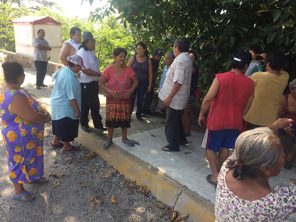 Falta de agua en Coatzacoalcos enfrentó a vecinos de la colonia Benito Juárez