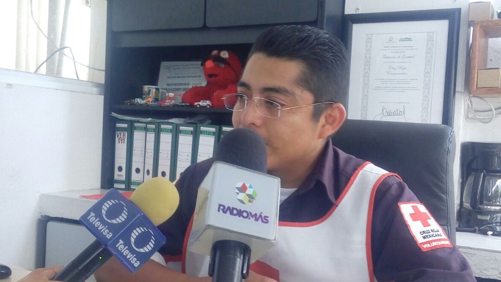Cruz Roja Coatzacoalcos exhorta a no usar celular si maneja o camina