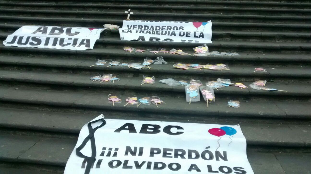 Conmemoran octavo aniversario de incendio en guardería ABC