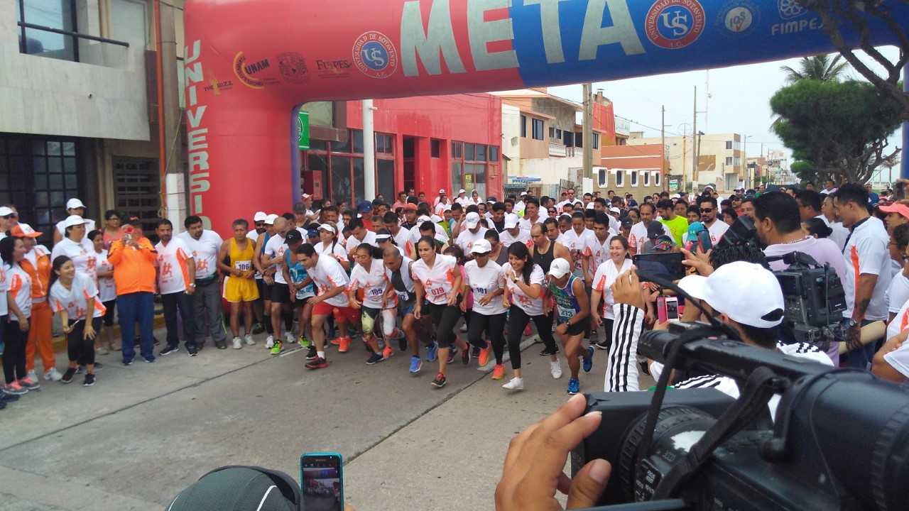 Celebran carrera magisterial por la Sección 32 del  SNTE en Coatzacoalcos