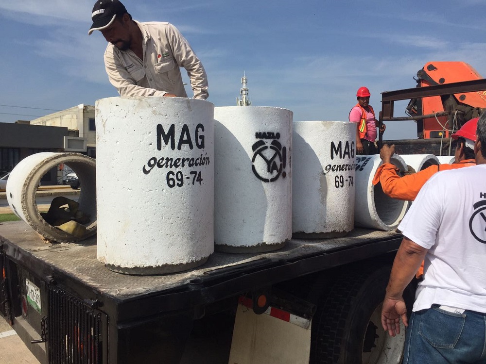 «Hazlo Ya» 60 entrega contenedores de basura al ayuntamiento de Coatzacoalcos