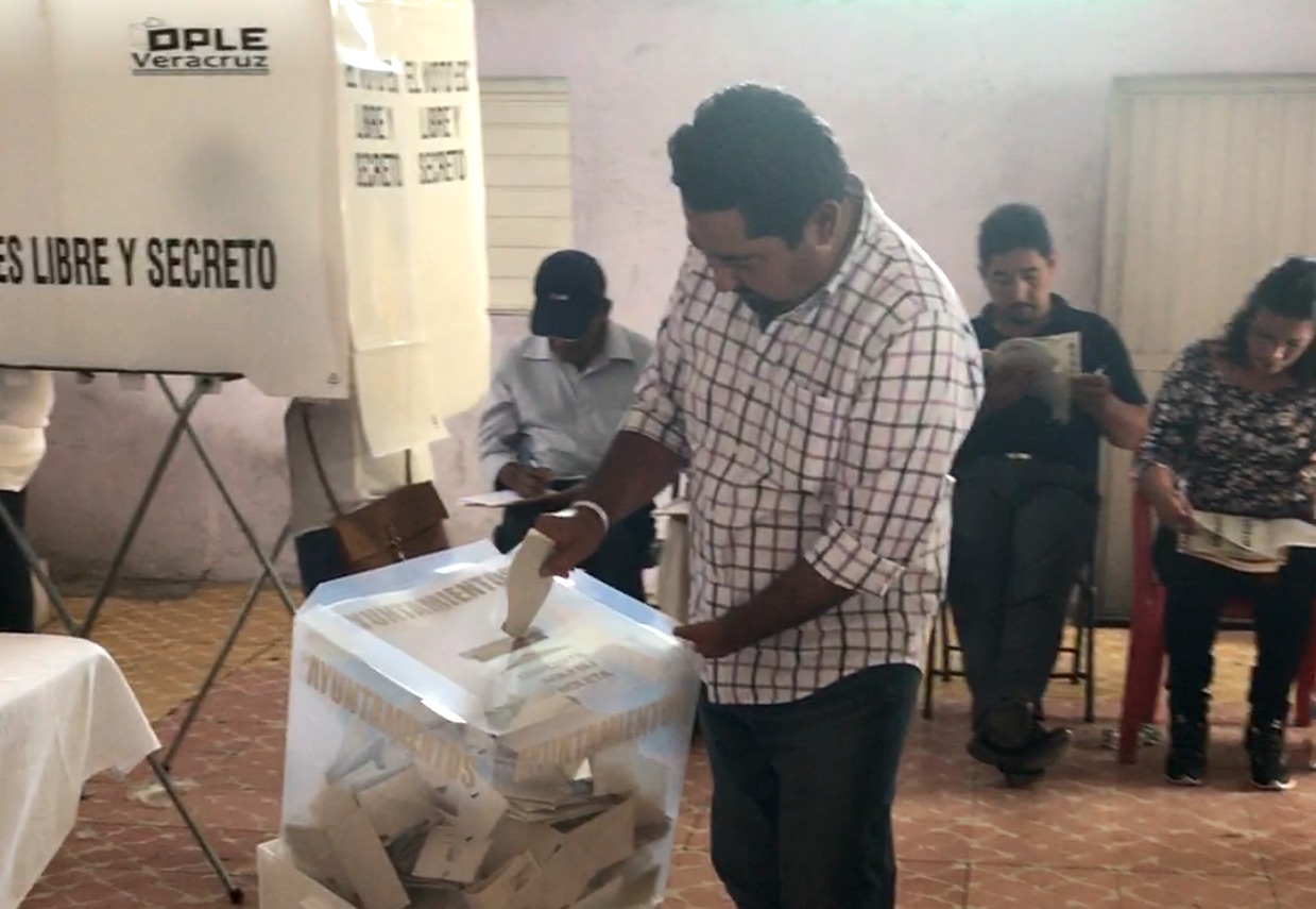 Invita candidato del PT a la alcaldía de Emiliano Zapata a ciudadanos para que acudan a votar