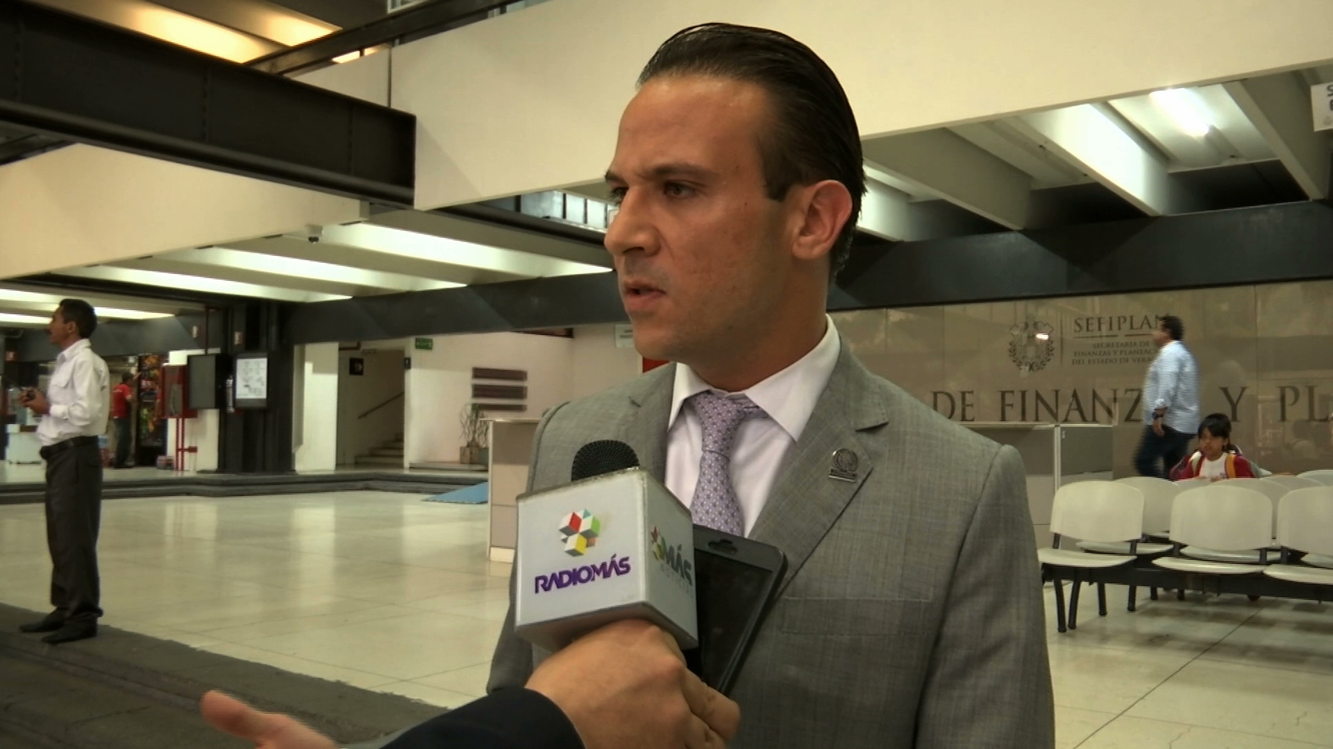 Reta Juan Manuel De Unanue a Héctor Yunes al polígrafo