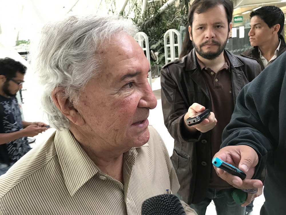 Para solucionar los problemas del país es preciso recomponer primero el tejido social: Florescano