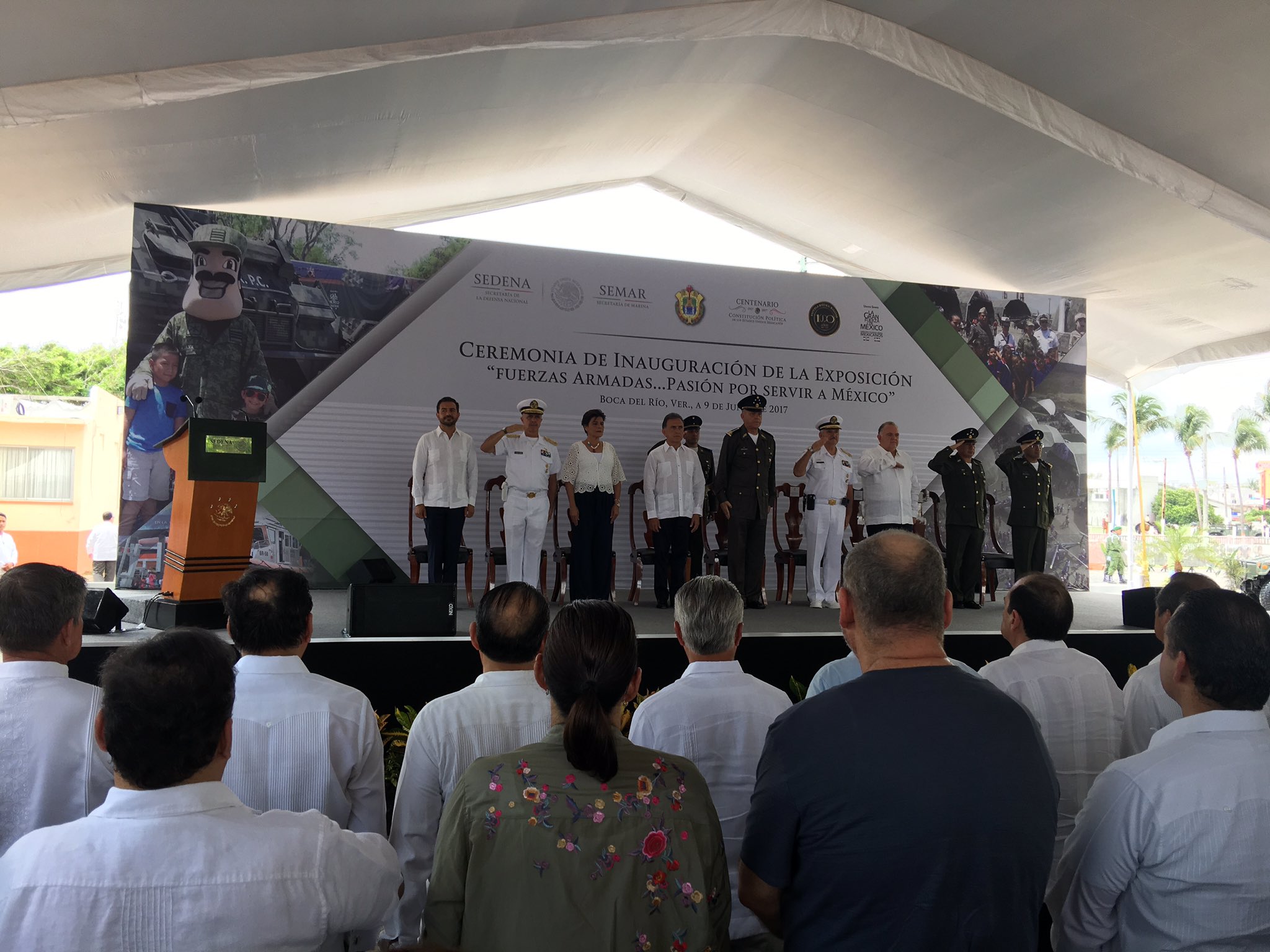 Gobierno de Veracruz tiene todo el apoyo de las fuerzas armadas: Salvador Cienfuegos