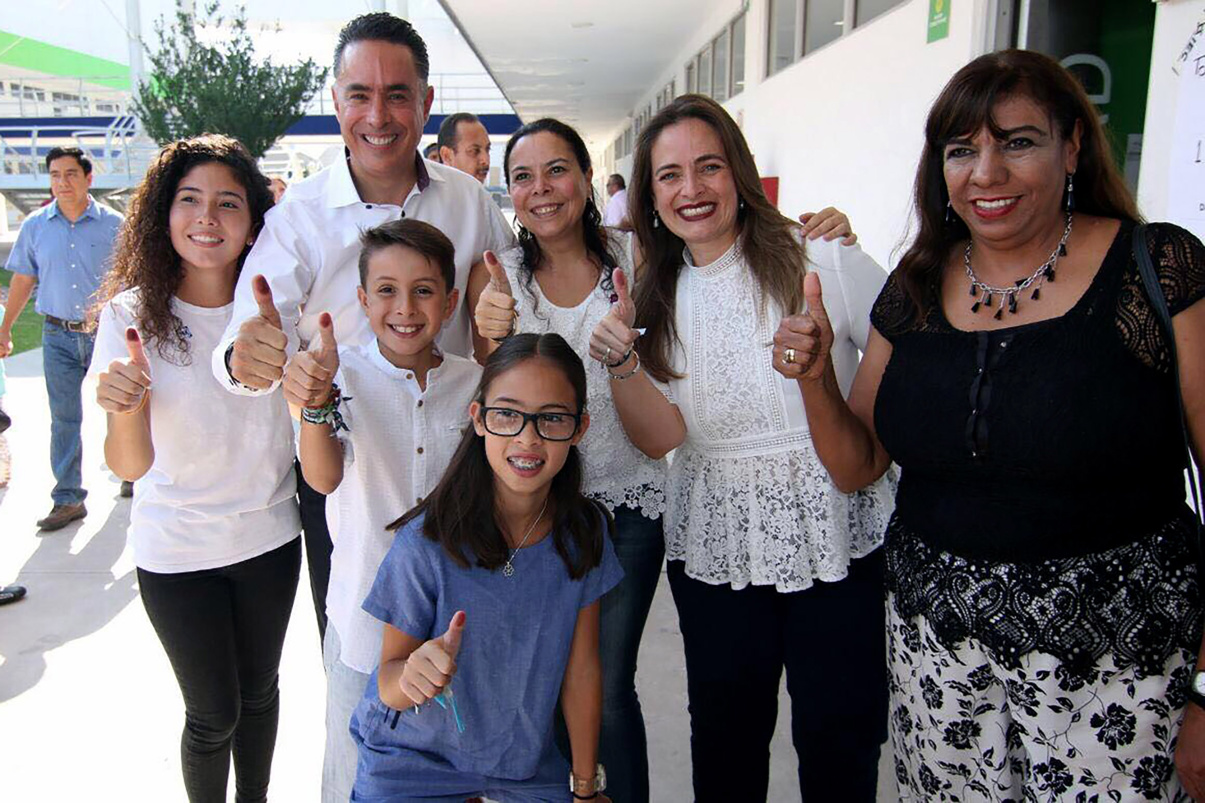 Guillermo Anaya afirma que encuestas lo ponen adelante en Coahuila