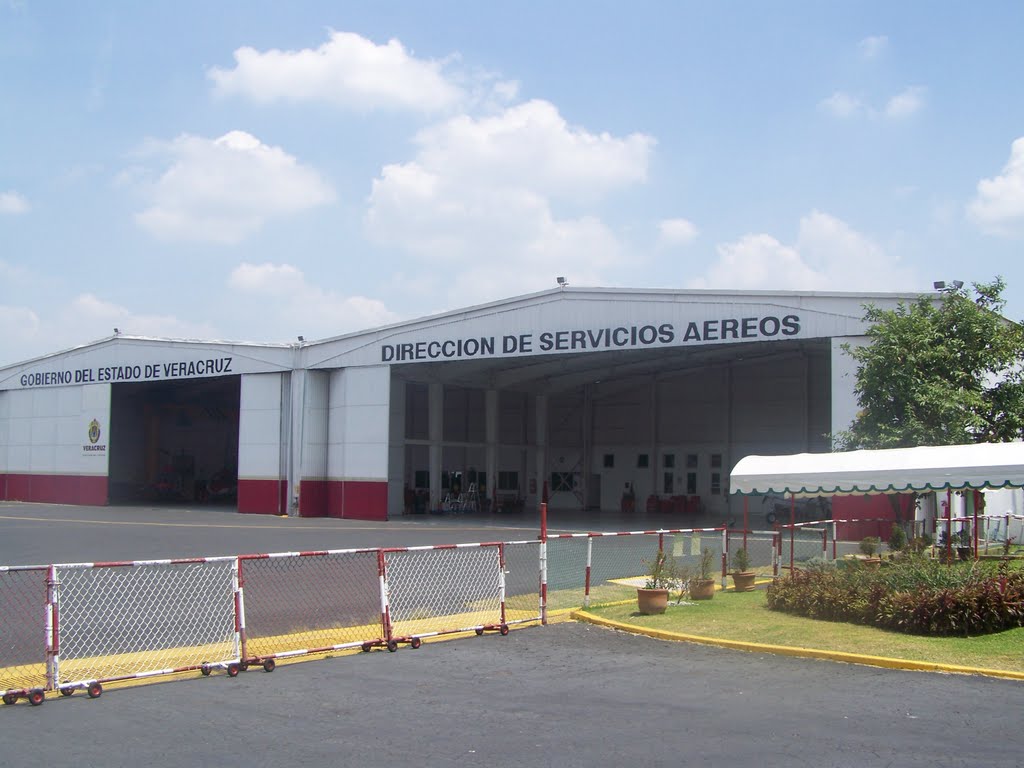 No avalo bitácora publicada en redes sociales ni recuerdo haberlo autorizado: Exdirector de Aeronáutica