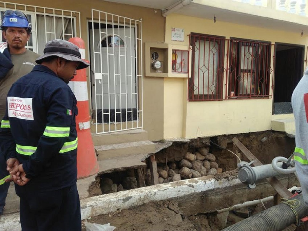 Viviendas del Infonavit Chivería, en Veracruz, están en riesgo por socavón