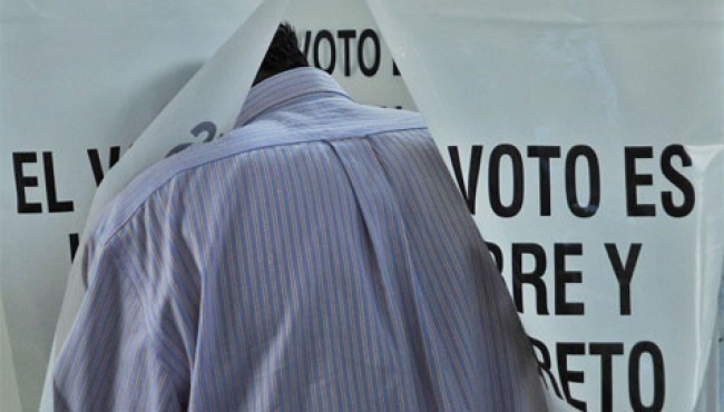 Detienen en Ixtapaluca a dos mujeres por presunta compra de votos