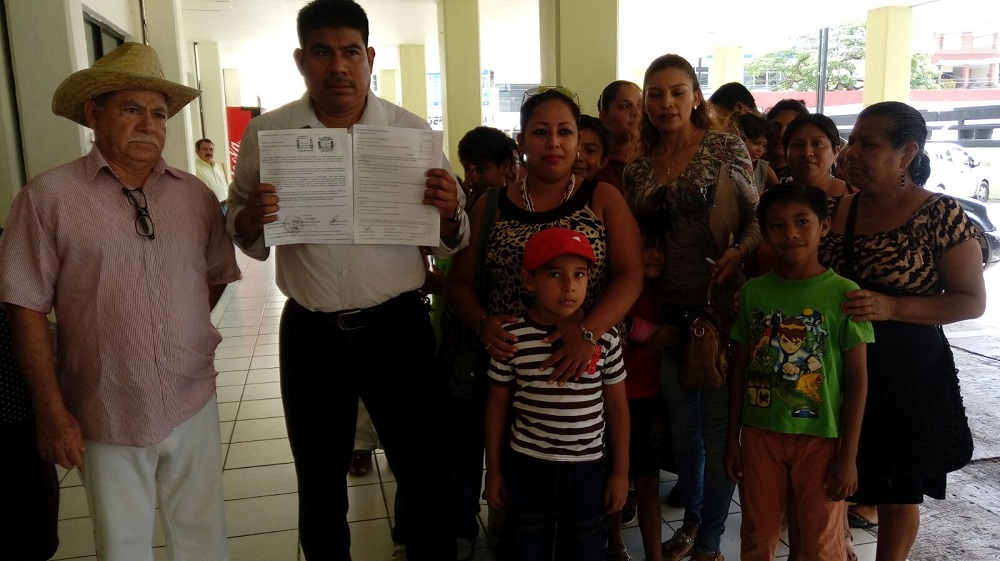 Vecinos de fraccionamiento piden atención del ayuntamiento de Coatzacoalcos