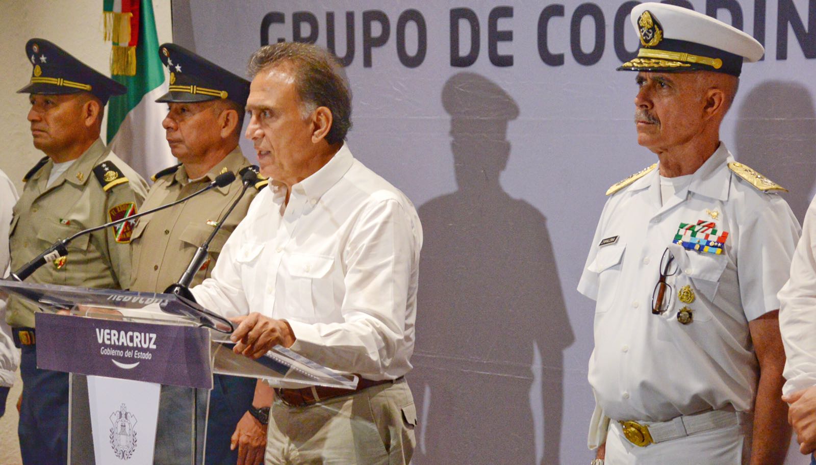 Se investigará y sancionará a quienes bloquearon la carretera federal: gobernador Yunes