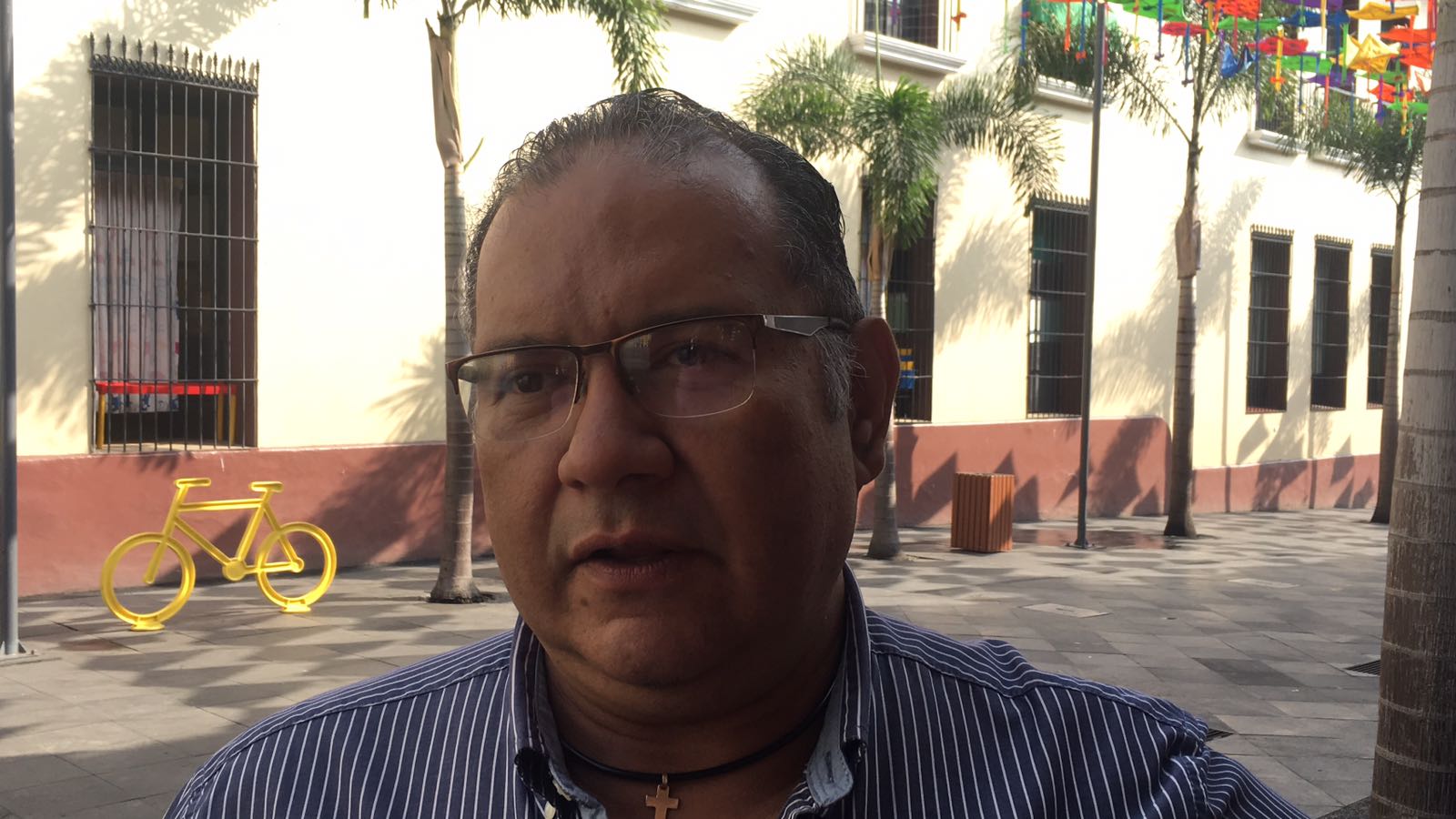 Escuelas no pueden condicionar entrega de documentos por falta de pago de cuotas