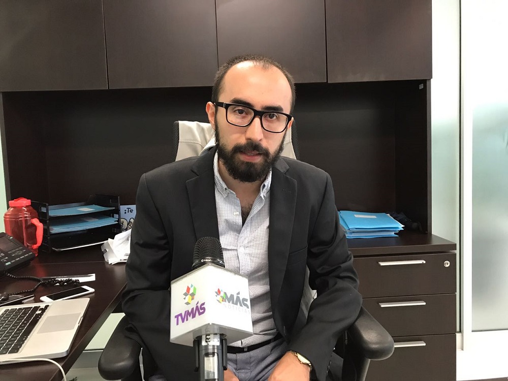 DIF estatal vigila la atención médica a Sergio Pitol y cuida su patrimonio en forma pulcra