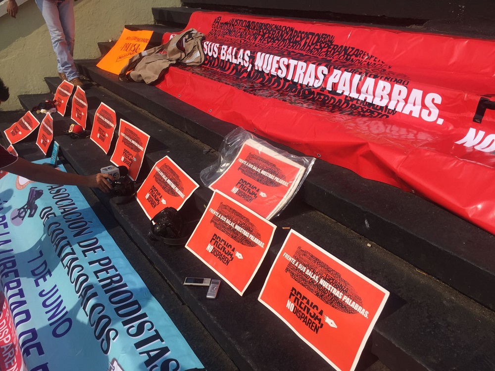 Periodistas de Coatzacoalcos marchan para exigir mejores condiciones para ejercer su labor