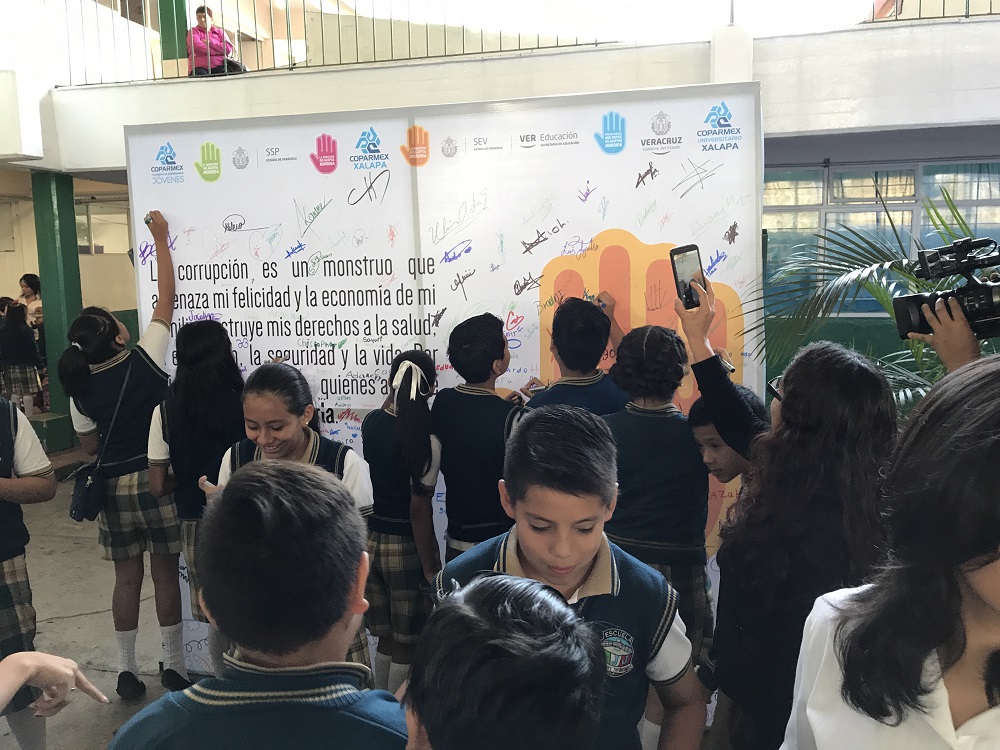 Campaña «No doy mordida» llega a primaria Luis J. Jiménez de Xalapa