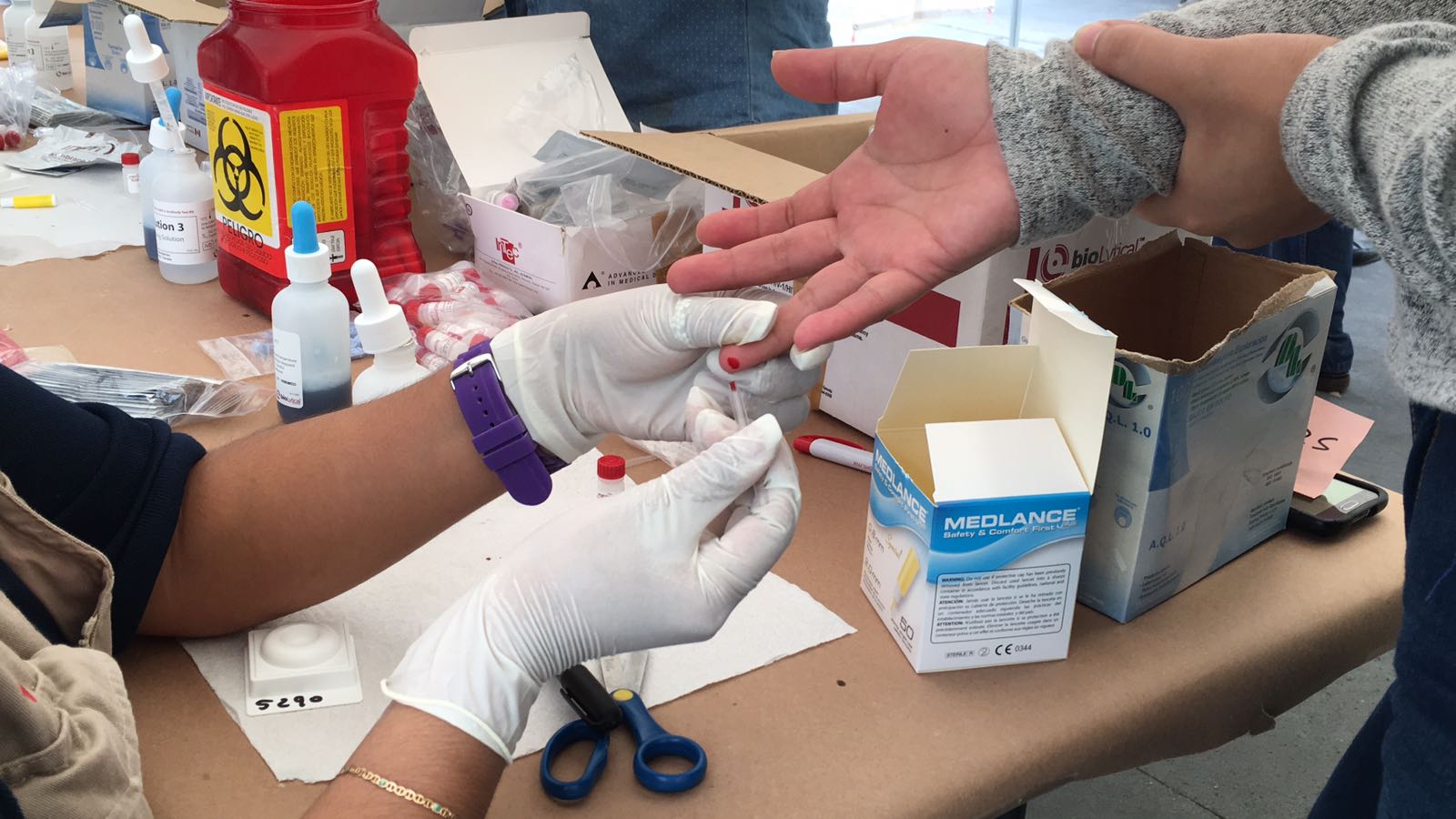 Realizan pruebas rápidas de VIH/Sida en el Instituto Municipal de las Mujeres