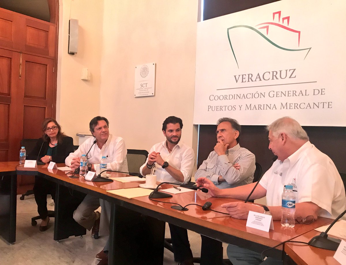 Nuevo Puerto de Veracruz generará 140 mil empleos; a mediados de 2018 recibirá el primer barco