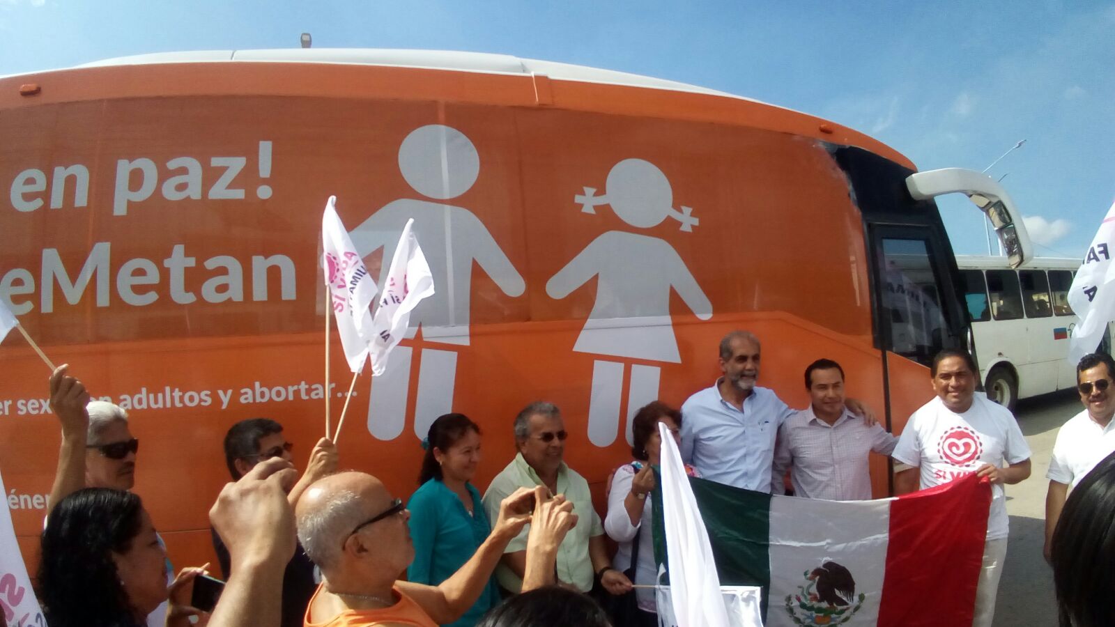 Llegó a Veracruz el Autobús de la Libertad este viernes; visita seis ciudades del estado