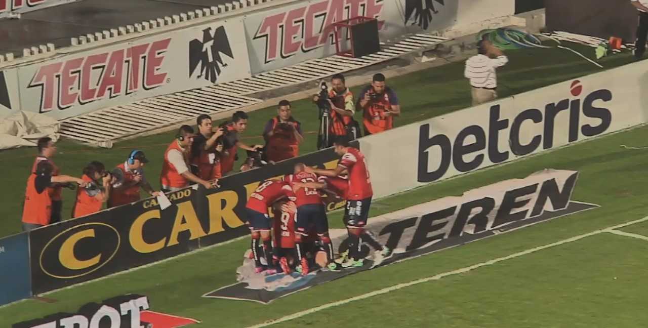 Tiburones Rojos debe plantearse objetivos grandes: Pedro Gallese