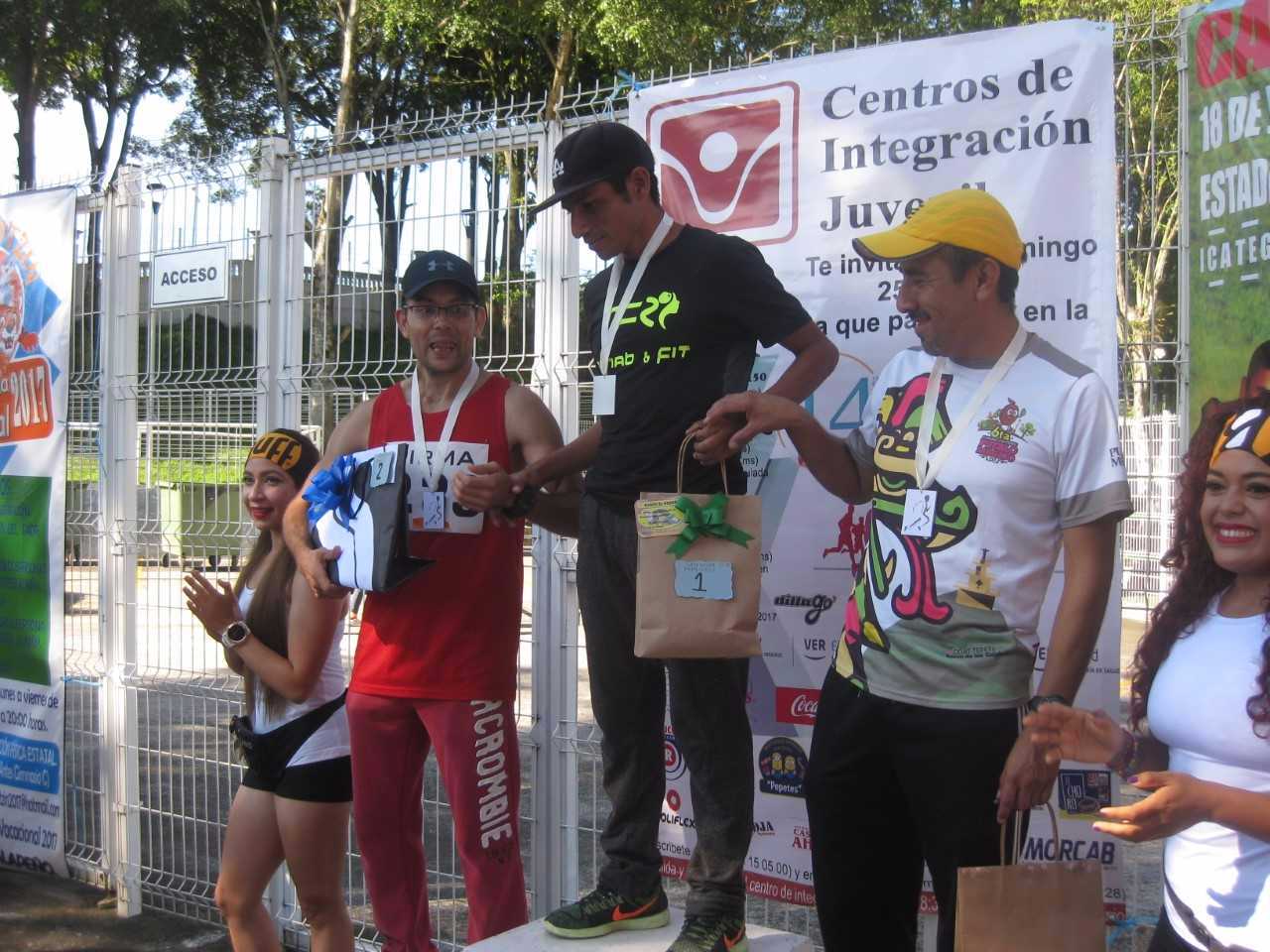 Dominio xalapeño en la carrera del Día del Padre