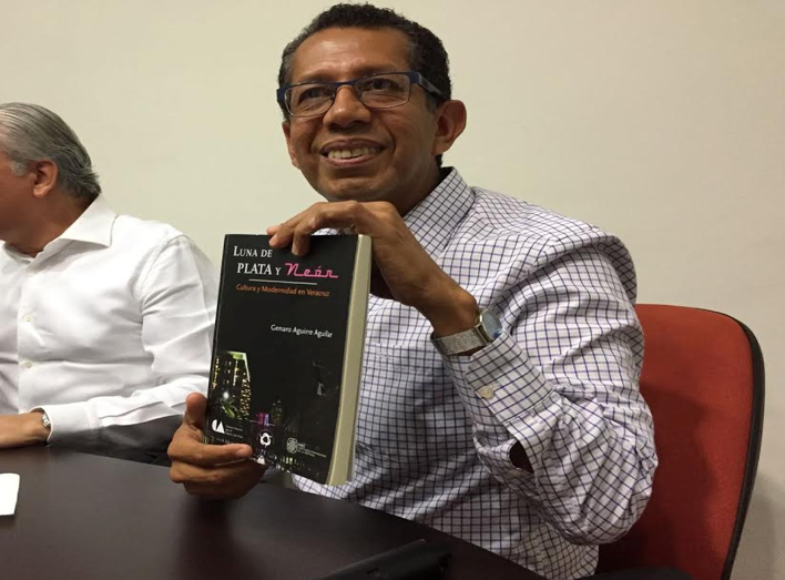 Presentarán el libro “Luna de plata y neón, cultura y modernidad en Veracruz”