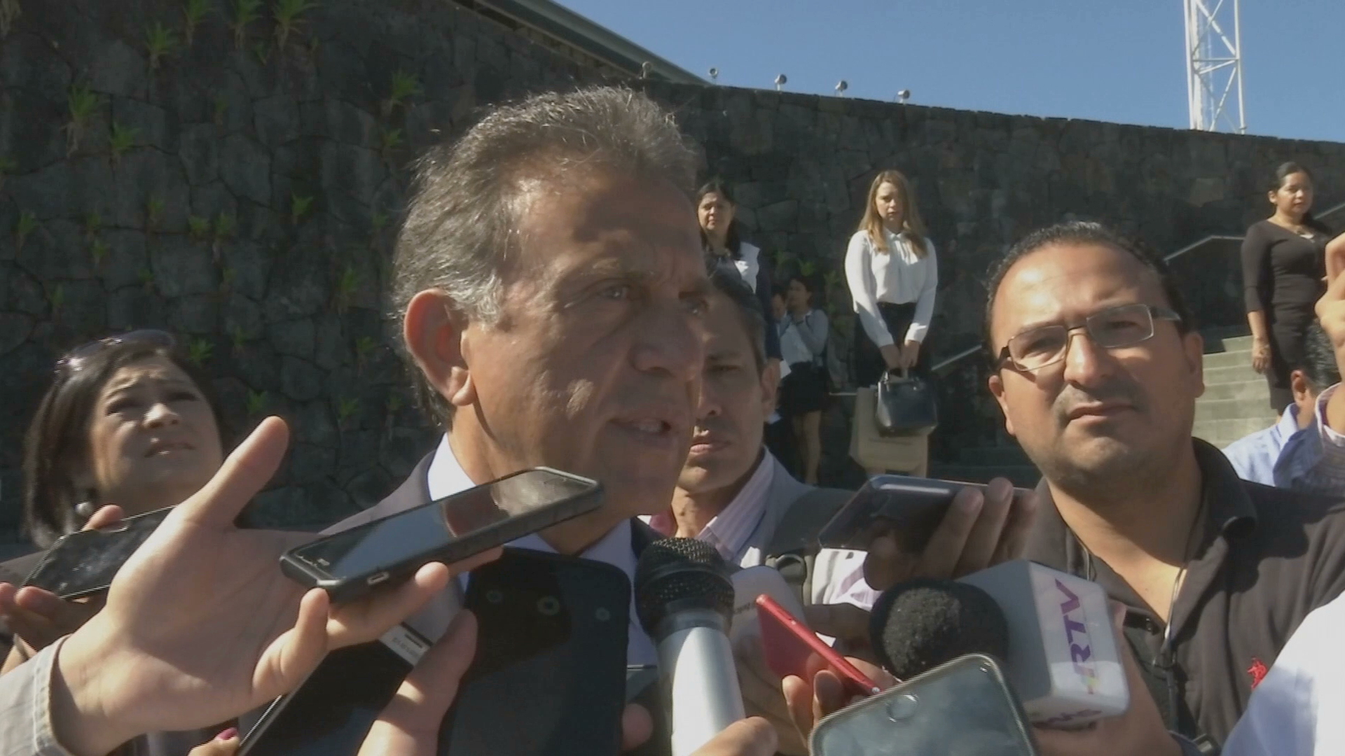 Veracruz no contraerá ni dejará más deuda: Gobernador Yunes