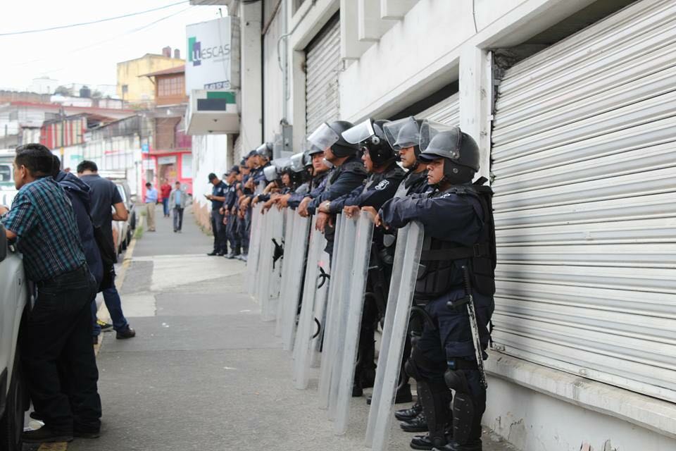 Resguarda Policía Estatal instalaciones del OPLE por recuento de votos