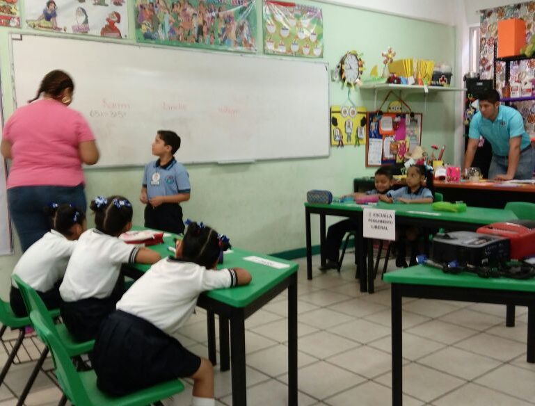 Iniciativa del pin parental tiene opiniones a favor y en contra