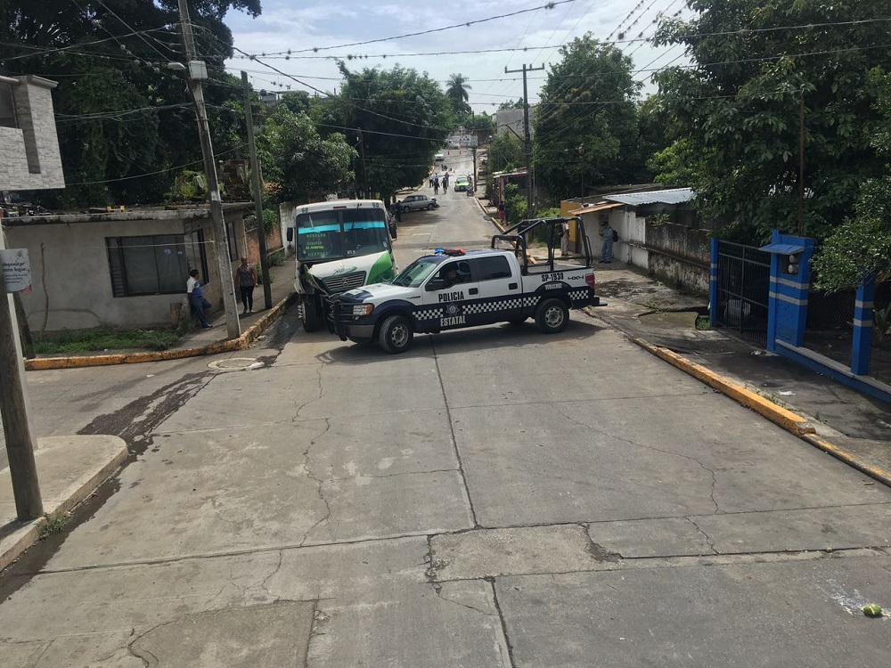 Exceso de velocidad provoca accidente vehicular en Córdoba