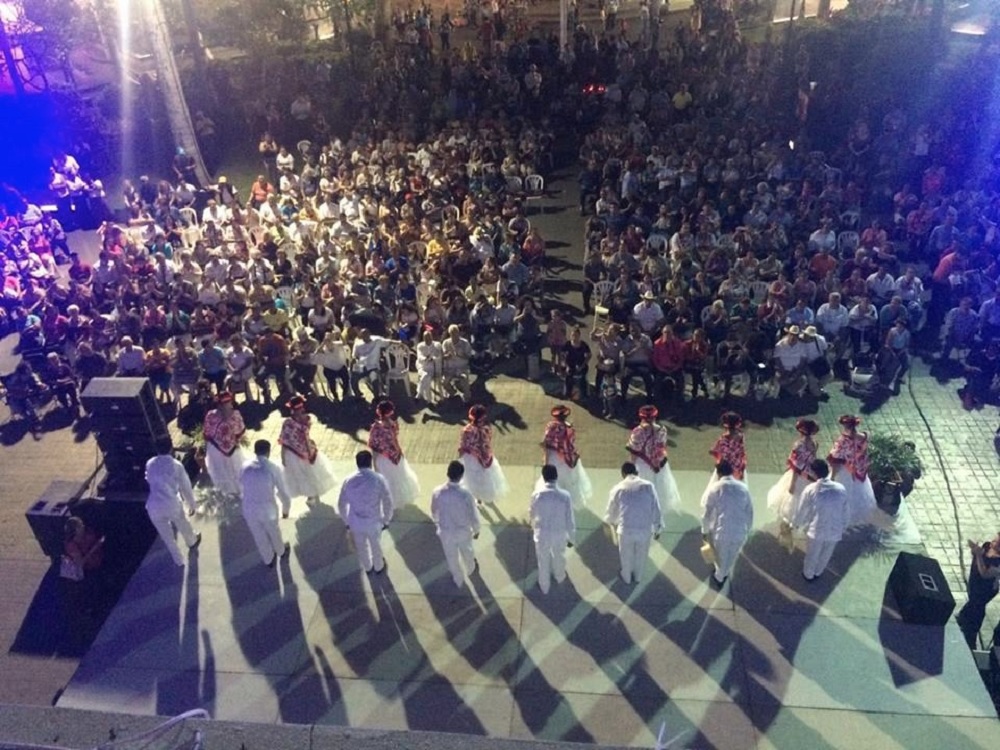 Jóvenes panuquenses participarán en festivales de folclore en Francia