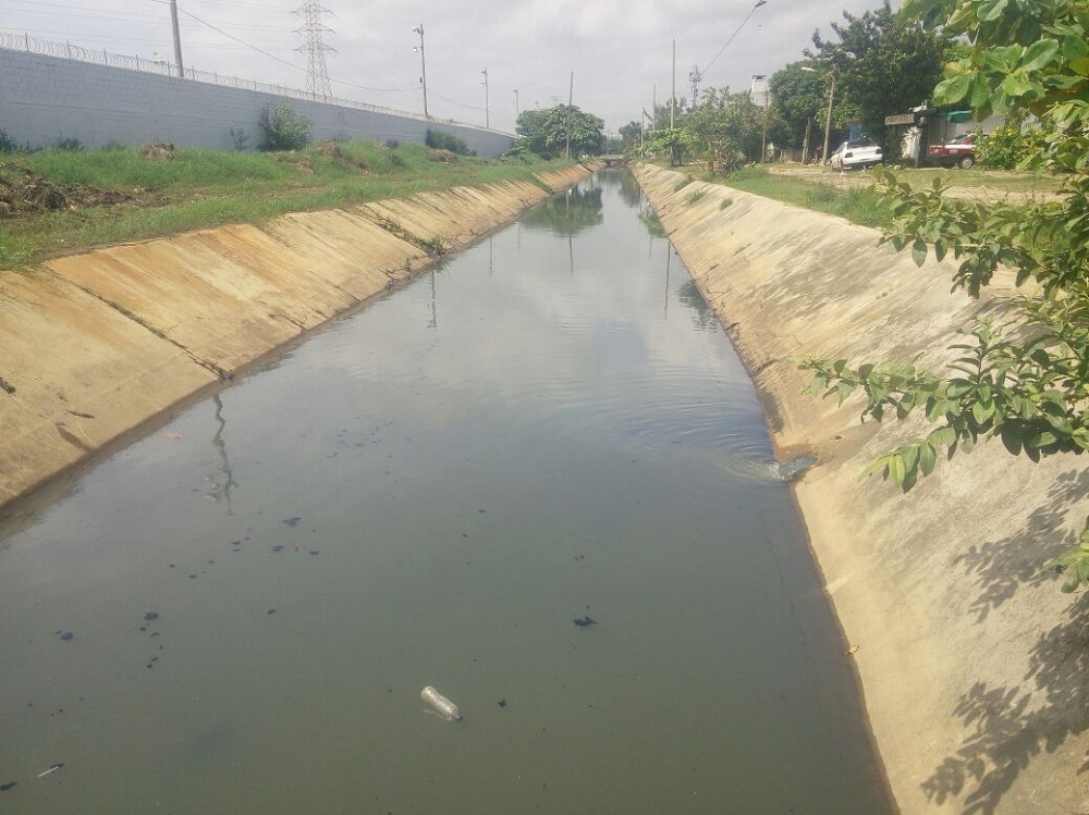 En Coatzacoalcos se registra un avance del 60% en desazolve y limpieza de canales a cielo abierto