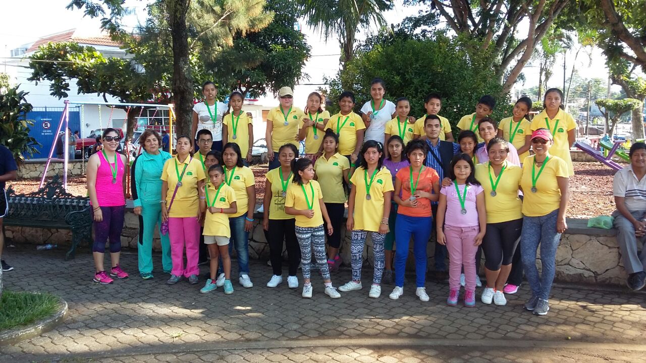 Casa hogar El Dorado organiza con éxito carrera para recaudar víveres