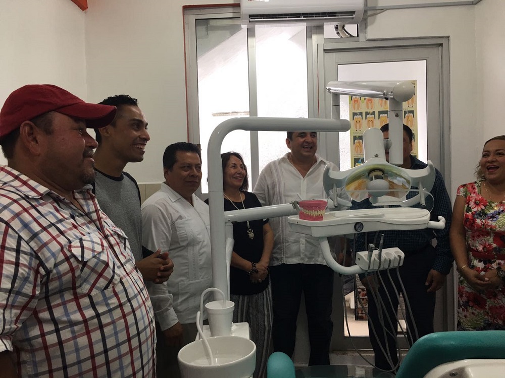Llega equipo médico para clínica de empleados municipales de Coatzacoalcos