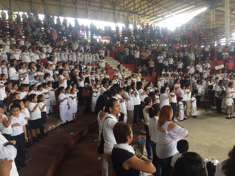 Clausuran ciclo escolar en centros asistenciales del DIF en Coatzacoalcos